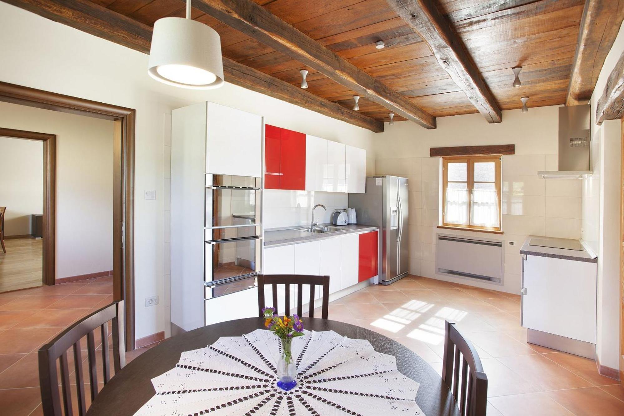 Villa Poropati, Groznjan, Istria - Luxury Countryside Estate For Up To 19 Persons - Large Pool Of 80M2 With Kids Section Exterior foto
