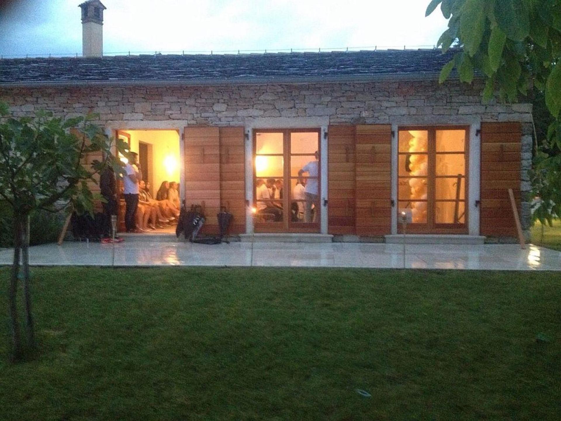 Villa Poropati, Groznjan, Istria - Luxury Countryside Estate For Up To 19 Persons - Large Pool Of 80M2 With Kids Section Exterior foto